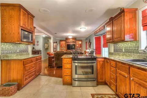 247 Short, Canton, TX 75103 photo 7