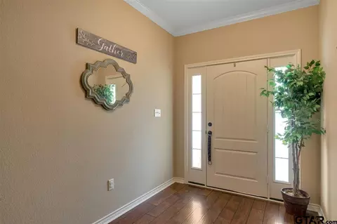 111 Brookway Ln, Longview, TX 75604 photo 3