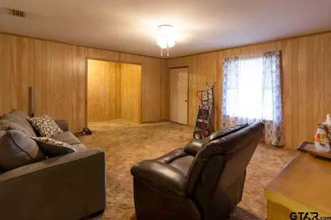 1939 Devine St, Tyler, TX 75701 photo 5