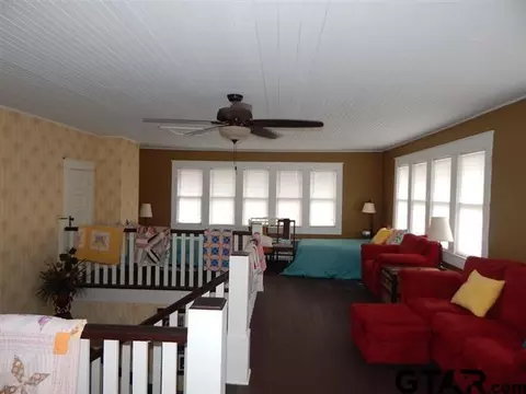 513 E Cass, Gilmer, TX 75645 photo 2