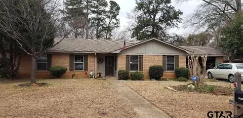 2210 Wainwright Ct, Longview, TX 75604 photo 1