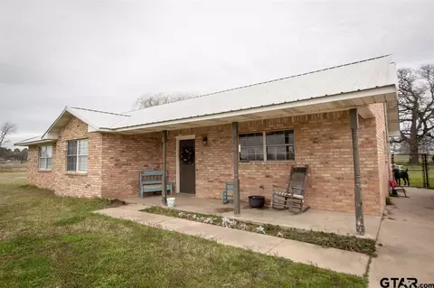 299 E Mockingbird, Alba, TX 75410 photo 1