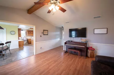 299 E Mockingbird, Alba, TX 75410 photo 7