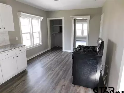 1122 Titus, Gilmer, TX 75644 photo 10