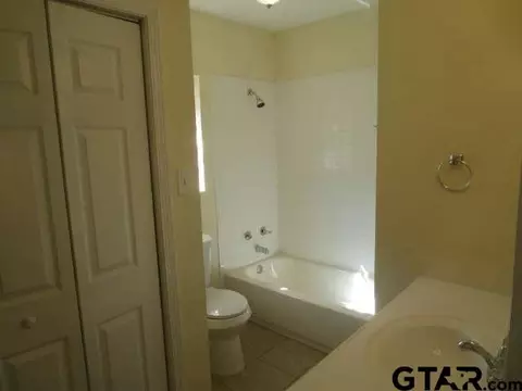 500 E Rix, Tyler, TX 75701 photo 12