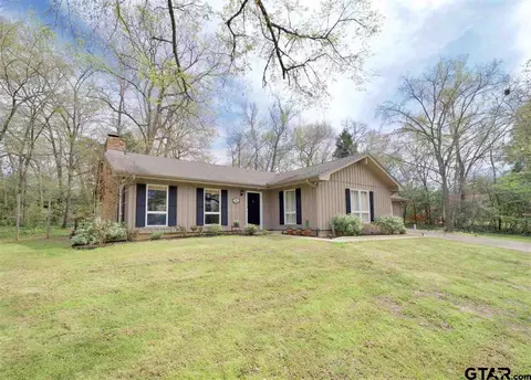 615 Hideaway Ln E, Hideaway, TX 75771 photo 1