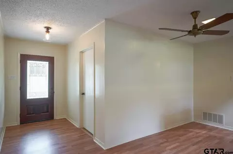 569 N Palm, Van, TX 75790 photo 18
