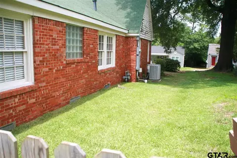 225 E Rix St, Tyler, TX 75701 photo 42