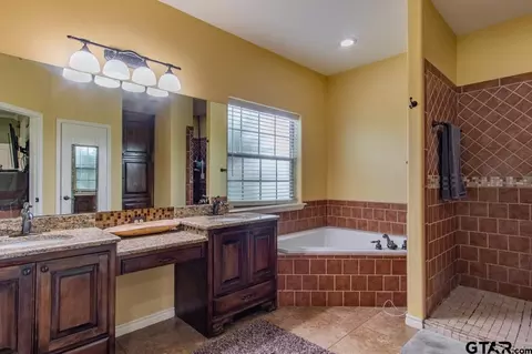 623 Prospect Rd, Longview, TX 75603 photo 4