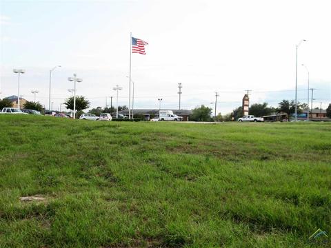 3908 S Loop 323, Tyler, TX 75701 photo 1