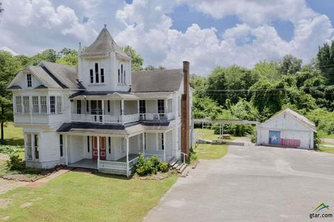 301 W Larissa Jacksonville Tx 75766 37 Photos Mls 10110366 Movoto