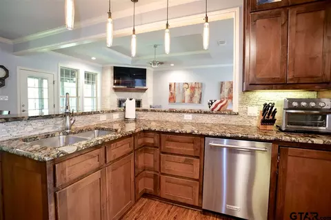 1682 Pineview Ln, Hideaway, TX 75771 photo 14