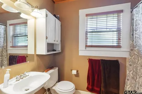 413 E Rix St, Tyler, TX 75701 photo 11