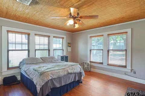 413 E Rix St, Tyler, TX 75701 photo 9