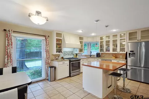 703 E Third, Tyler, TX 75701 photo 12