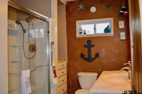 116 E Oak St, Yantis, TX 75497 photo 7