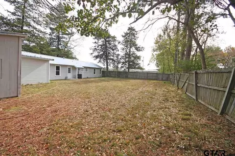 12554 Chapman Rd, Tyler, TX 75708 photo 3
