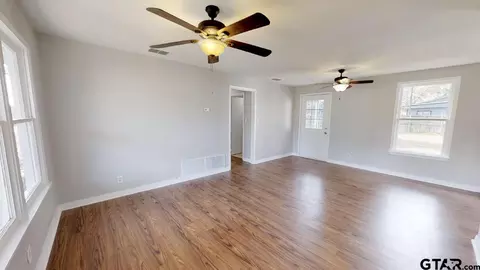 12554 Chapman Rd, Tyler, TX 75708 photo 5