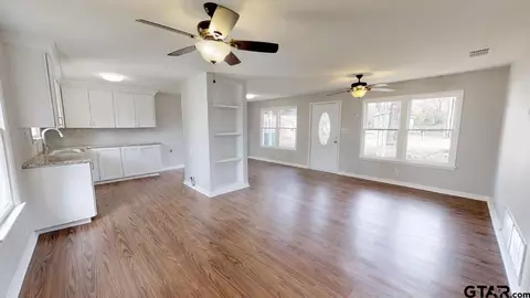12554 Chapman Rd, Tyler, TX 75708 photo 9