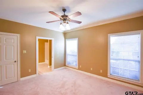 200 Burton Dr, Longview, TX 75603 photo 33