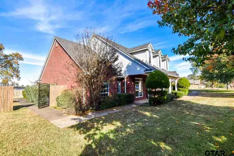 200 Burton Dr, Longview, TX 75603 photo 3