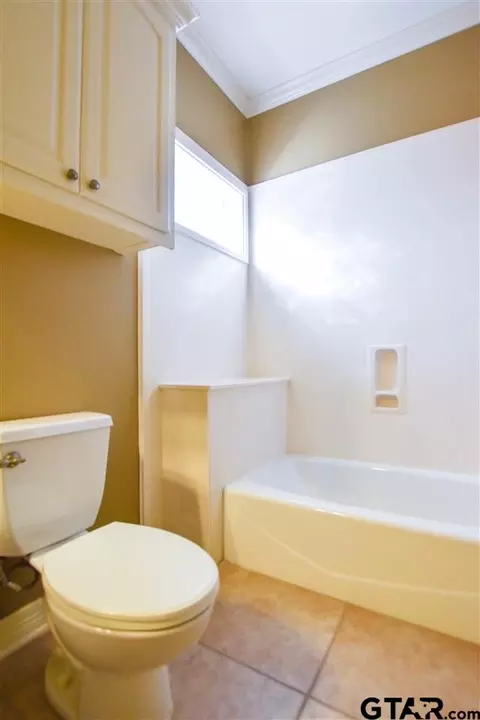200 Burton Dr, Longview, TX 75603 photo 30