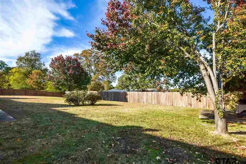 200 Burton Dr, Longview, TX 75603 photo 46