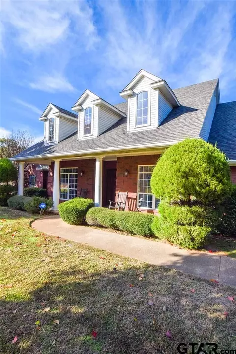 200 Burton Dr, Longview, TX 75603 photo 4