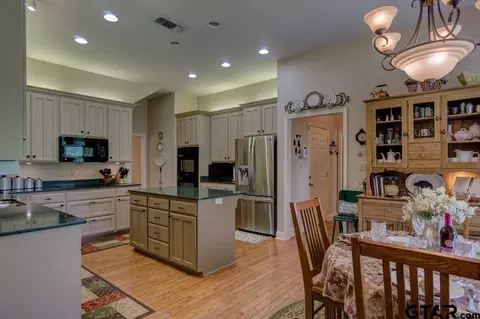 7976 Fox Rd, Gilmer, TX 75644 photo 12