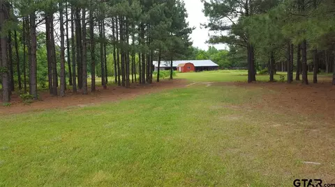 7976 Fox Rd, Gilmer, TX 75644 photo 6