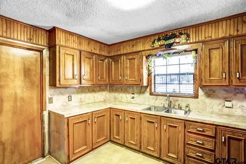 2675 Karren Ave, Tyler, TX 75708 photo 15