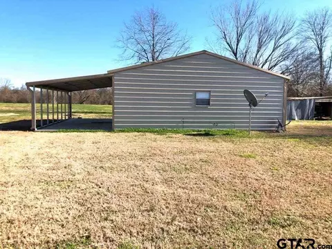 9305 S Fm 69, Como, TX 75431 photo 8