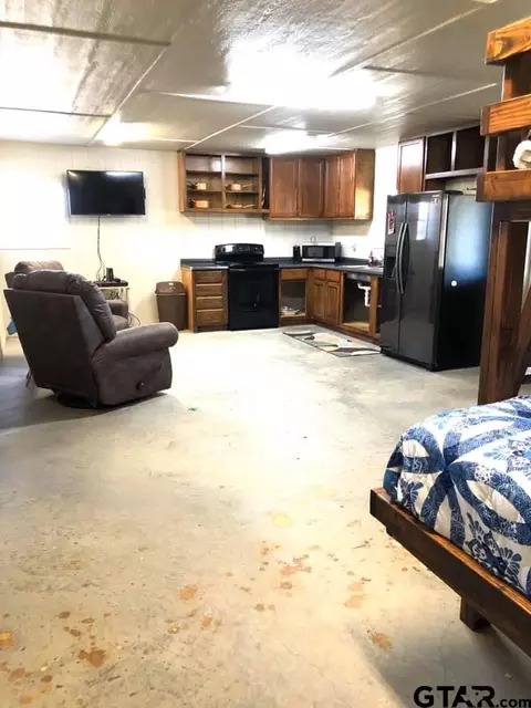 9305 S Fm 69, Como, TX 75431 photo 15