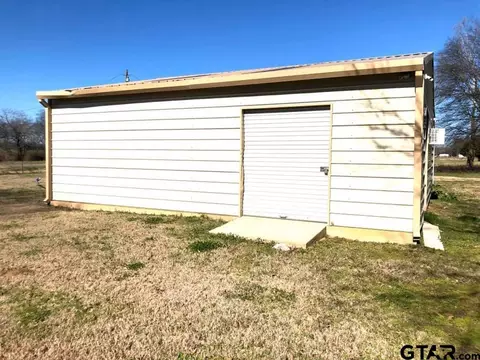 9305 S Fm 69, Como, TX 75431 photo 5