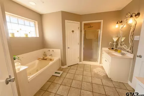 138 E Loop 564, Mineola, TX 75773 photo 14