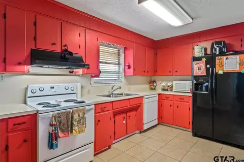 314 Hideaway Ln E, Hideaway, TX 75771 photo 13