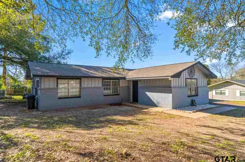 314 Hideaway Ln E, Hideaway, TX 75771 photo 1