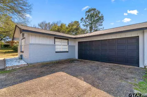 314 Hideaway Ln E, Hideaway, TX 75771 photo 3