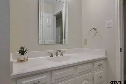 125 Hideaway Ln E, Hideaway, TX 75771 photo 24
