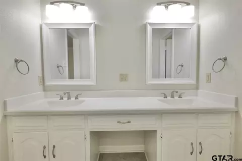 125 Hideaway Ln E, Hideaway, TX 75771 photo 34