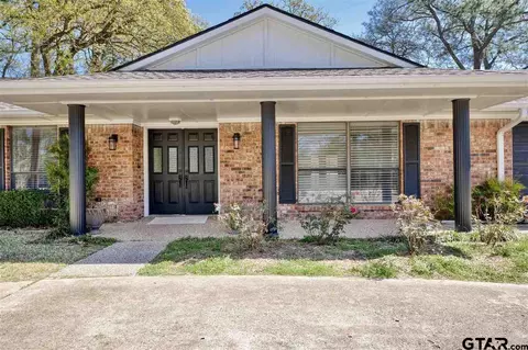 125 Hideaway Ln E, Hideaway, TX 75771 photo 2