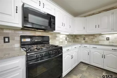 125 Hideaway Ln E, Hideaway, TX 75771 photo 18