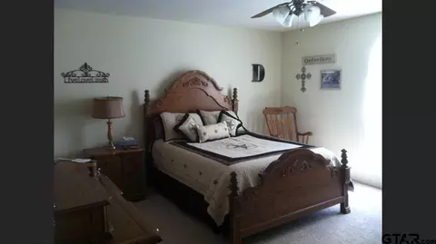 705 Smith, Como, TX 75431 photo 7