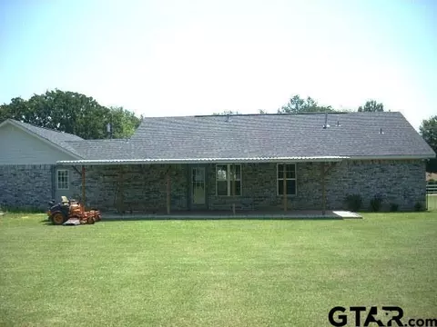 705 Smith, Como, TX 75431 photo 13
