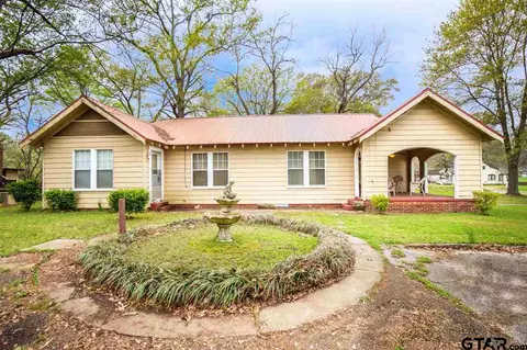 321 Warren, Gilmer, TX 75644 photo 7