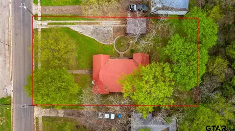 321 Warren, Gilmer, TX 75644 photo 8