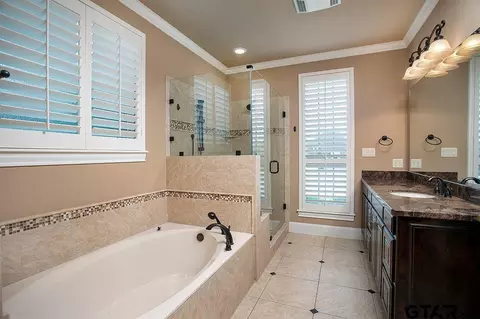 2229 Fallcrest, Tyler, TX 75703 photo 12