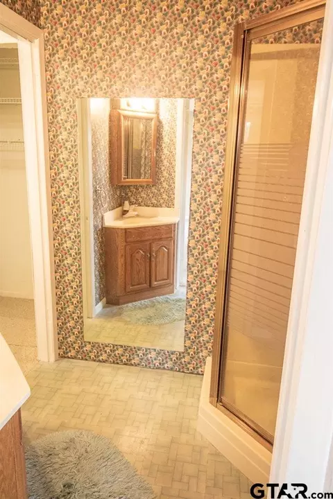 250 Hide Away Ln E, Hideaway, TX 75771 photo 31