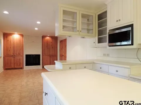 823 E Goode, Quitman, TX 75783 photo 8