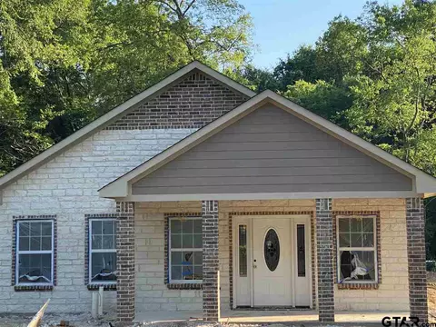 1401 E 9th, Mount Pleasant, TX 75455 photo 1